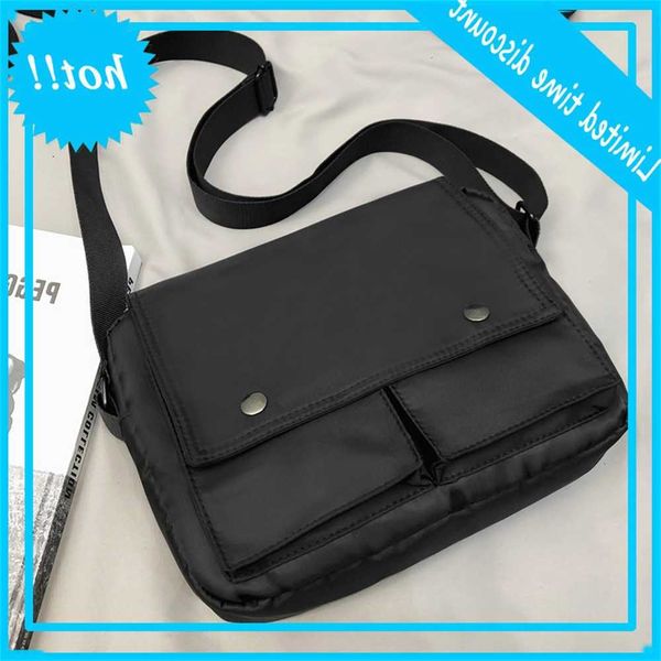 

summer waterproof nylon single shoulder messenger men's and women's common large capacity commuting bag
