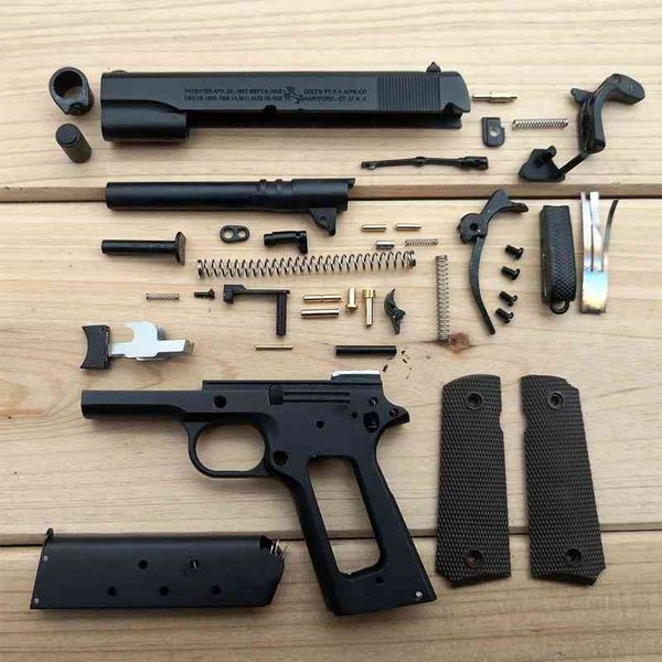 

6598231: 2.05 alloy empire m1911 metal model simulation boy toy gun children's hand grab can not be fired