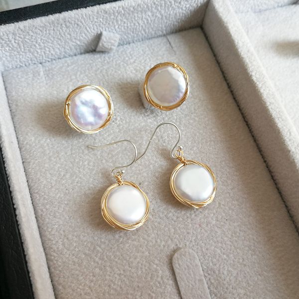 

vanssey vintage fashion round baroque button natural pearl handmade stud earrings wedding accessories for women new 210202, Golden;silver