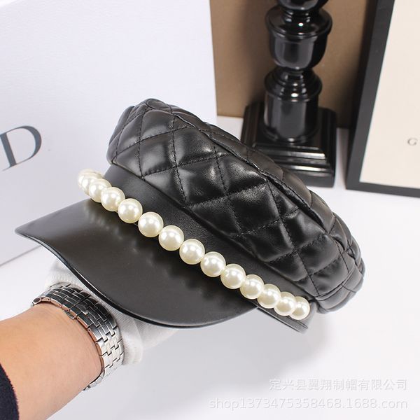 

fashion women pu leather pearl cap beret hat brand vogue casual lady autumn and winter warm girl sweet painter hats 201012, Blue;gray