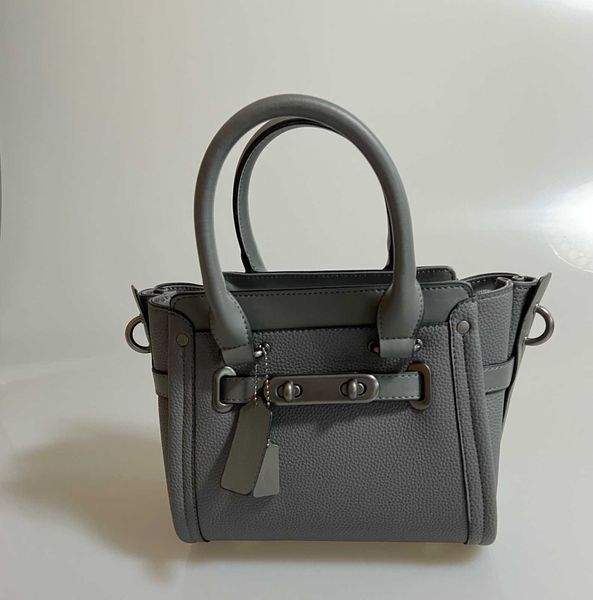 

7186639 kouzu nose girl's simple temperament one shoulder messenger bag