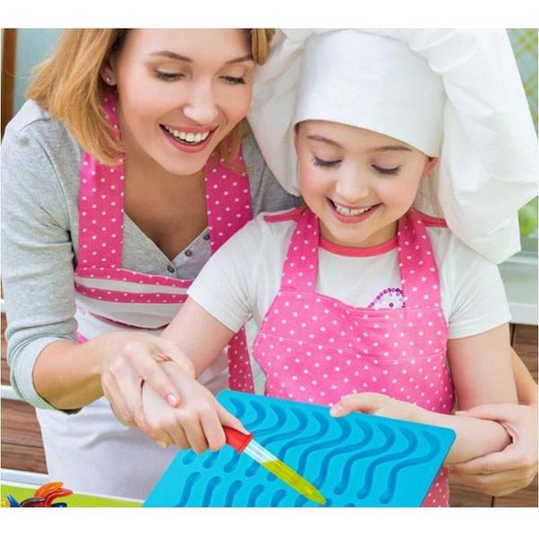 

1pcs baking accessories sile snakes worms shaped chocolate mold gummy mould kitchen gadgets cake decorati qylsha