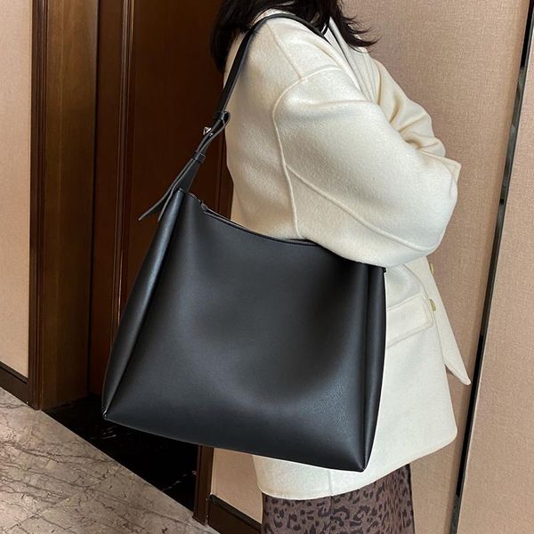 

shoulder bags womens famous luxury handbags over the 2021 female beautiful hand bag for women simple black designer lady