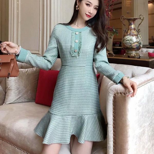 

autumn shiny silk elegant self-cultivation temperament long-sleeved fishtail frayed dress high-quality women's clothing, Black;gray
