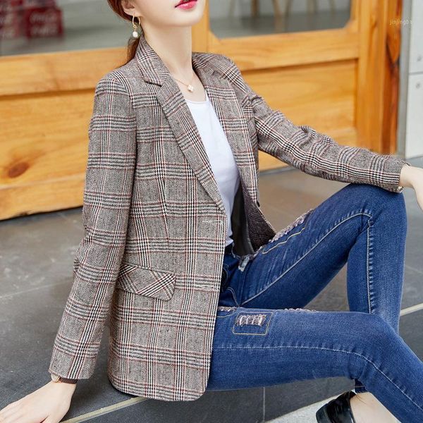 

spring and autumn temperament ladies blazer 2020 new single-breasted plaid jacket female ladies office suit, White;black