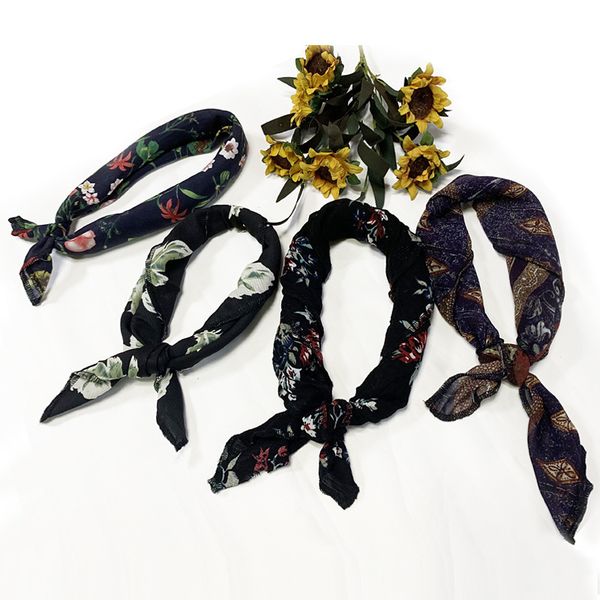 

2019 женская мода новый печататься многоцветные универсальный платье небольших аксессуаров, White