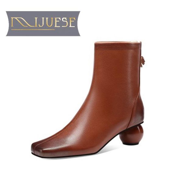 

boots mljuese 2021 women ankle cow leather winter short plush square toe zipper med heels female size 40, Black