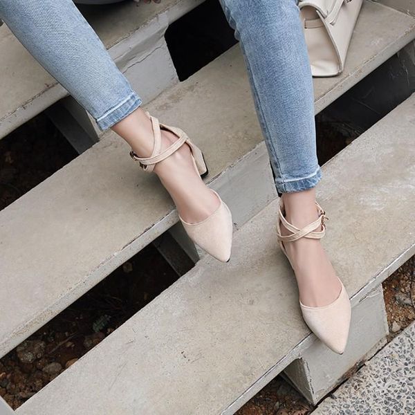 

oversized ladies high heels women shoes woman pumps shoes with thick heels and pointed toes, Black