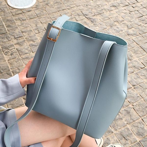 

2 sets high capacity solid color leather shoulder crossbody bags for women 2021 large capacity handle bag women sac a main