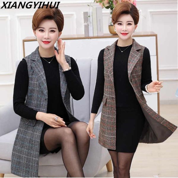 

plus size 5xl elegant fashion mom's vest long red women's sleeveless jacket cotton women's vest feminine coat long waistcoat1, Black;white