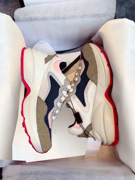 

rhyton trainers 620185 99wf0 4371 vintage shoes luxury chaussures beige men women sneakers designer trainers size 35-45, Black