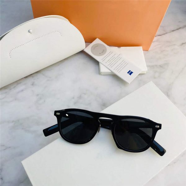 

teo men and women new fashion net celebrity net celebrity sunglasses uvstone uses high-quality plates to create oval frames to send boxes, White;black
