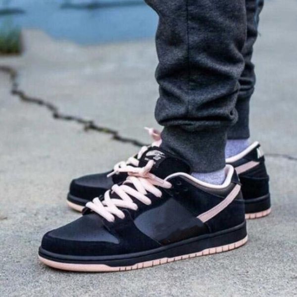 

2020 dunk sb low pro black powder men women low cut men and women skate shoes outdoor shoes casual shoes bq6817-003