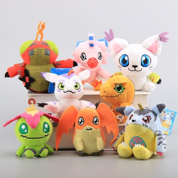 8 Pçs / Set Digimon Aventura Agumon Gabumon TenMon Tentomon Bonito Pingente de Pelúcia com Chaveiros Crianças Presente LJ201126