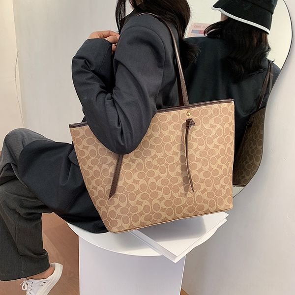 

осень 2020 поддон плечо новая печать плеча мода чистый красный мешок tray очень большой мешок большой емкости портативных женщин wy5ih