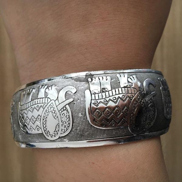 

gypsy ethnic square elephant metal carved wide bangles tibetan silver color vintage retro tribal bracelet bangle cuff for women, Black