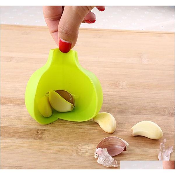 

sile garlic peeler creative kitchen practical garlic zesters tool home super soft garlic peeling device jllmsm dh_niceshop