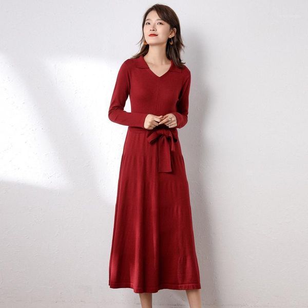 

2020 new autumn and winter long dress soft feminine with long cashmere wool sweater elegant female v-neck knitted pullovers1, White;black
