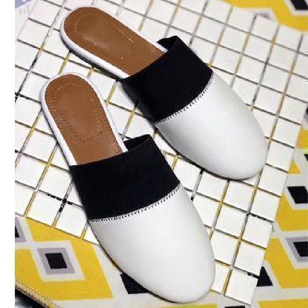 

leather alphabet l cartoon slippers rivet baotou flat soled slippers luxury designer leisure slippers soft leather woman shoes size 41, Black