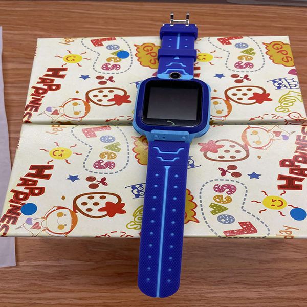 

q12 telephone card magnetic suction charging positioning children alarm z5 smart