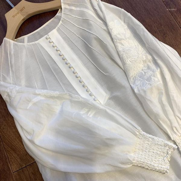 

retro wind heavy industry embroidered lantern sleeve silk cotton shirt 202005081, White