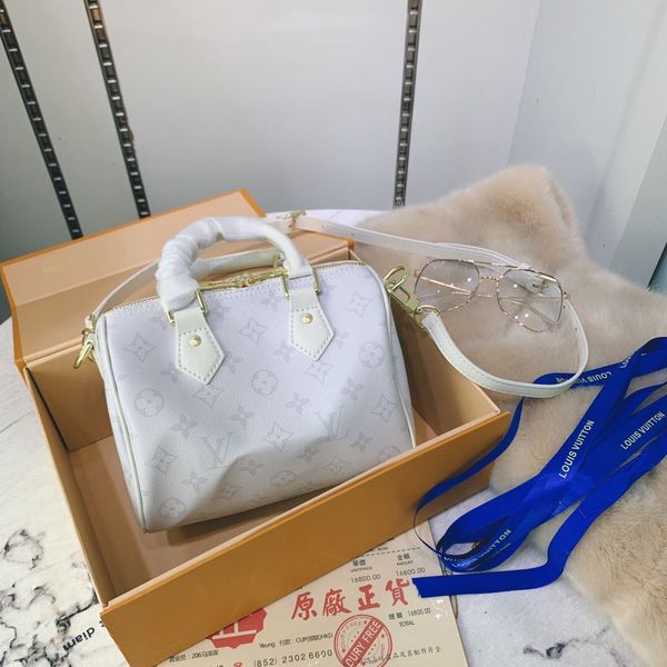 

2020 new designer shoulder bags women luxury handbag solid black lady totes fashion cross body brand bags mini bag d175