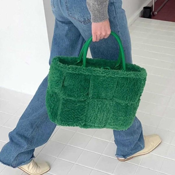 

large winter lamb wool woven tote bag plush handbags for women 2022 designer luxury famale green yellow furry shoulder