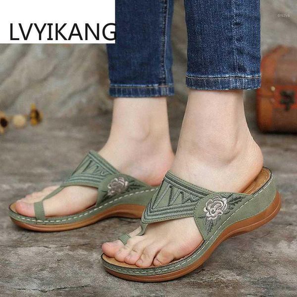

slippers women clip toe sandals shoes summer ladies flats platform embroidery floral female flip flop pu soft woman 20201, Black