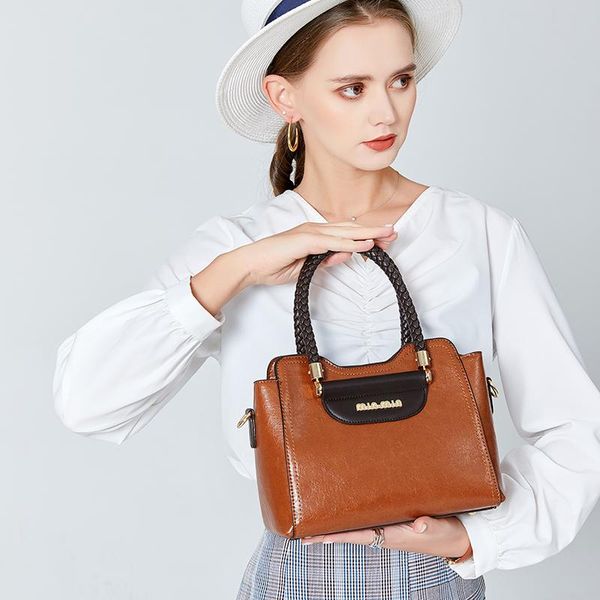 

fashion texture female bag 2020 new retro oil wax leather shoulder diagonal bag woven handbag leather luxury design women's