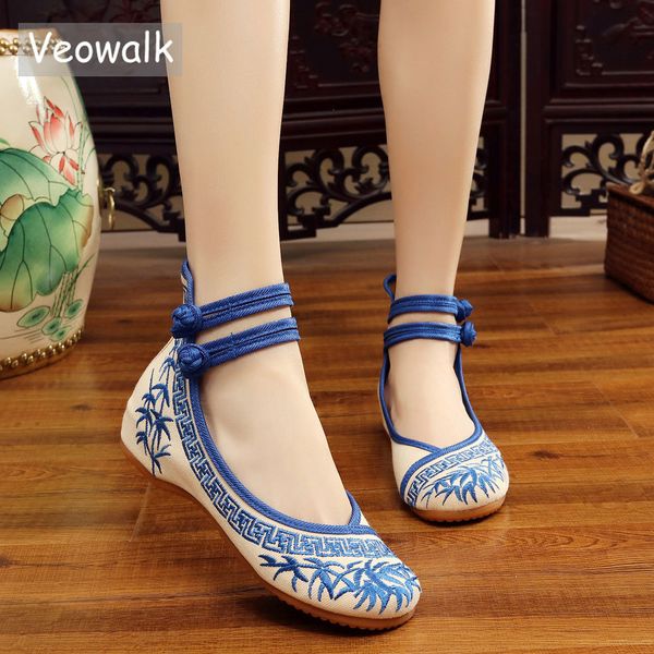 

veowalk handmade fashion women ballerinas dancing shoes chinese flower embroidery soft casual shoes cloth walking flats 1006, Black;white