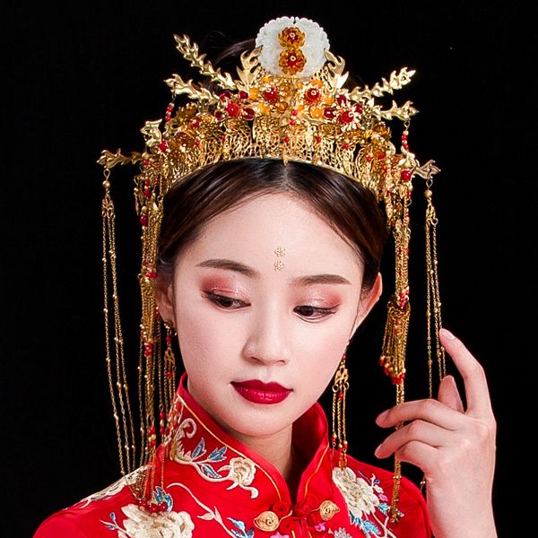 

xiuhefu bridal shows small face; huangguanxiuhefu headdress bride is simple generous, grand and luxurious, Silver