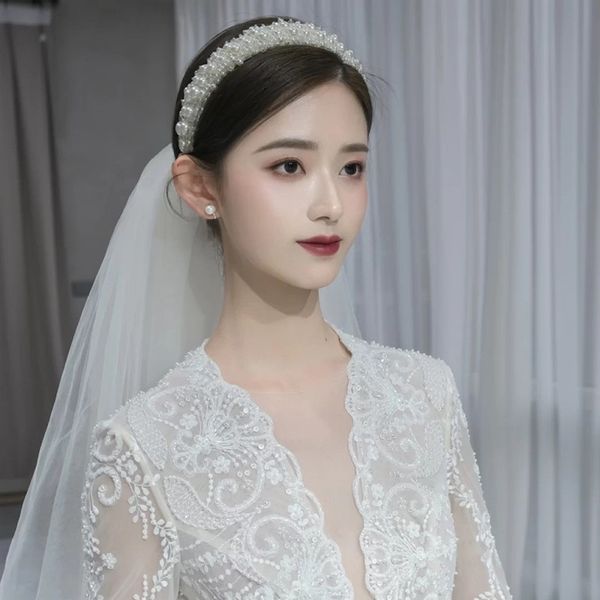 

bridal headdress with short hair elegant, simple simple, and crown of the royal court is grand p taking, Silver