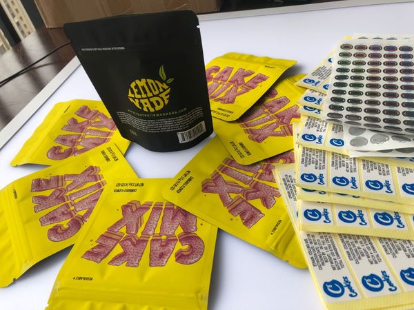 

mix edibles stickers cake smell bags yellow bags cookies label 3.5g bags proof and hologram local flavors mylar medicated yxlxu