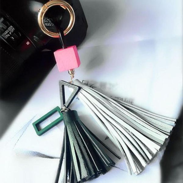 

fashion leather tassels key chain with two tassels with wooden accessory for car keychain bag key ring jewelry eh875 h bbycpr