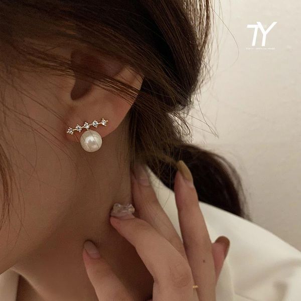 

2021 new fashion luxury zircon pearl pendant earrings for woman korean jewelry girl's simple accessories unusual earrings, Silver