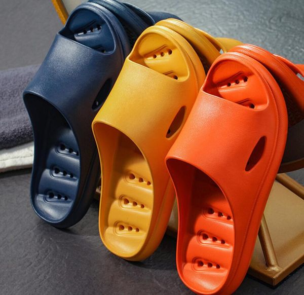 

2021 new ladies sandals and slippers slippers printing gz sandals floral brocade flip flops striped beach leather slippers 36-40, Black