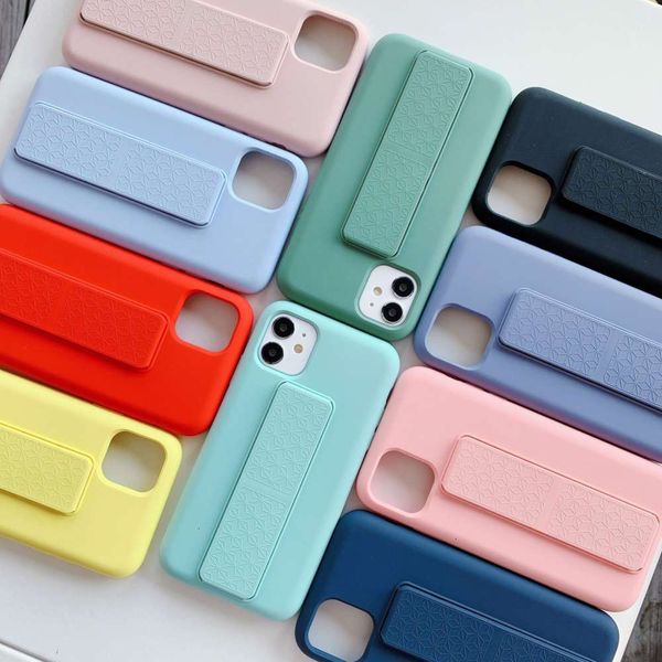 

suitable for vip 12 pro max bracket wrist liquid silicone mobile phone case 11 magnetic car xvfe1