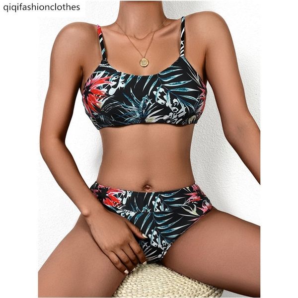 

2021 single fashion printed triangle bikini split swimsuit for women, White;black