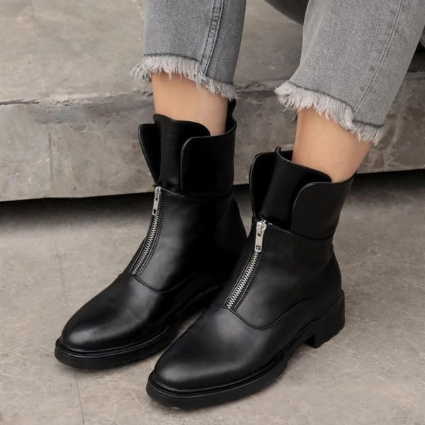 

katy black postal boat