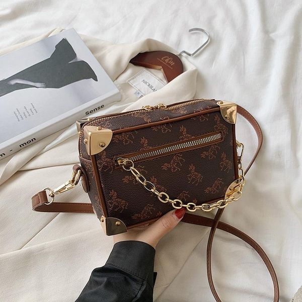 

foreign style women's bag versatile box bag 2020 summer new fashion fashion retro chain single shoulder messenger