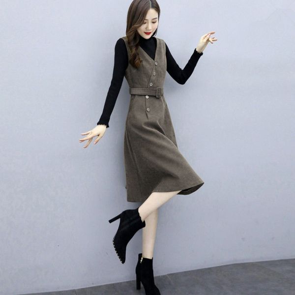 

piece knitted or crocheted fabric of women party clothes noche as woman dressed in tweed suit femme pieces 8c3d, White
