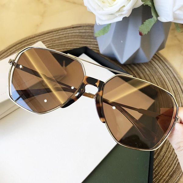 

sunglasses 2021 fashion for women vintage alloy hollow aviation sun glasses men metal pilot oval eyewear big, White;black
