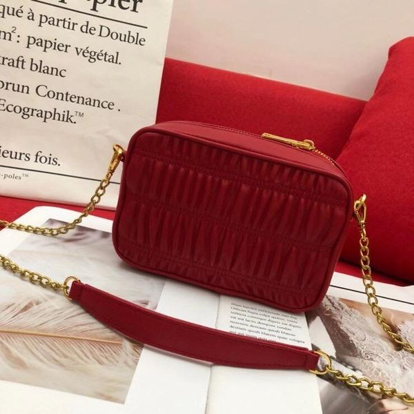 

2020 the new style fashion and cute women one shouder bag crossbodybag 19cm 6 color mini zipper bag