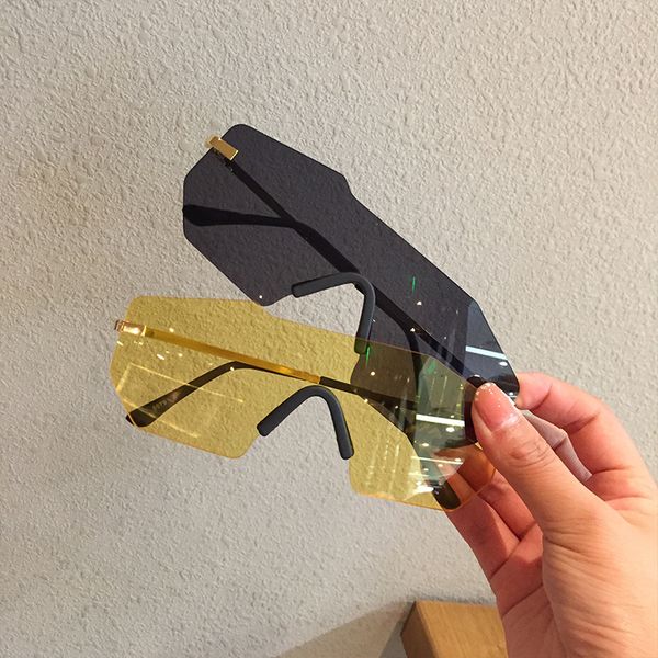 

2019 new one-piece men's personality big frame sunglasses women's wind trend glasses, White;black