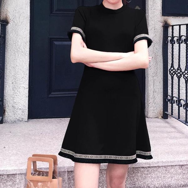 

2021 new early spring and korean summer chicn around neck thin tempered short sleeve tassel dressed in knitted sweater the line skirt f9y6, Black;gray