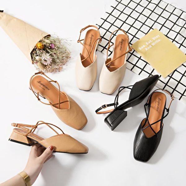 

baotou sandals female 2020 summer new style with retro square head grandmother shoes word buckle thick with fairy high heels, Black