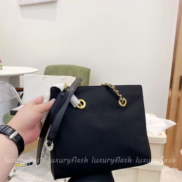 

luxury ladies chain bag designer classic high-quality female tote bags casual all-match shopping super all-match practical hardware logo