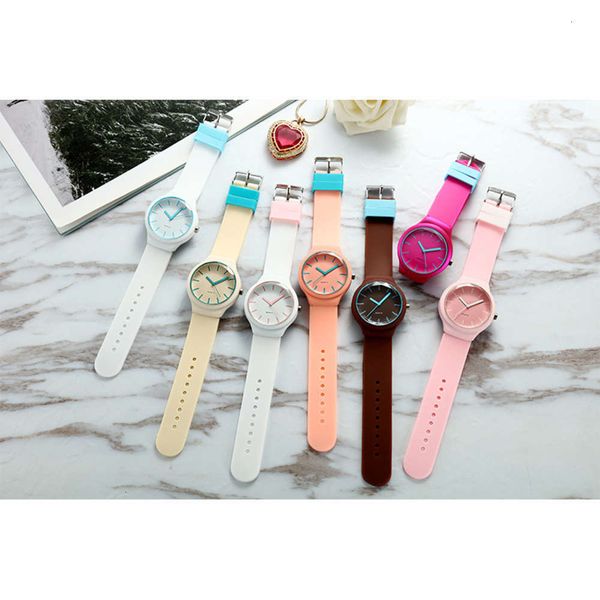 

fashion girl candy versatile korean color student new quartz net red women's watch 20215z1q, Slivery;brown