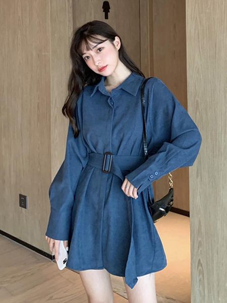 

средняя длина top осень зима 2020 новый корейский онлайн красный ретро внешний стиль свободный дизайн с длинным рукавом рубашка женщина, White