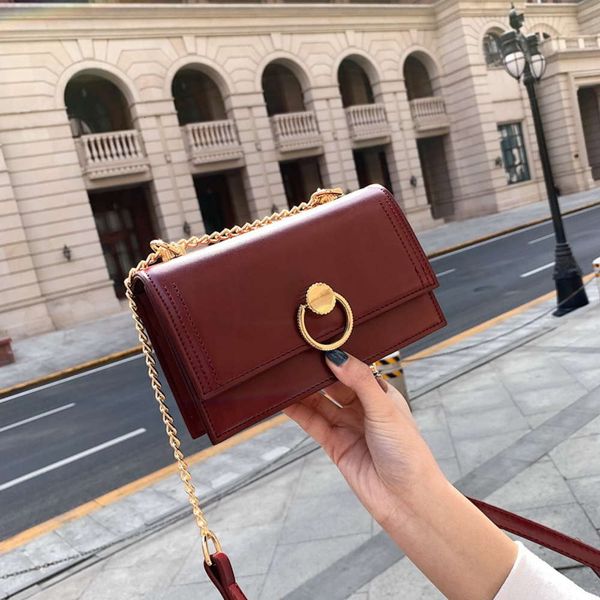 

luxurys designers singapore's women's new messenger bag in 2021